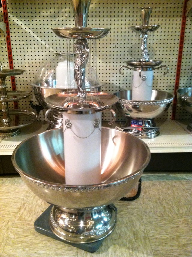 Rental store for FOUNTAIN,  7 GALLON   STAINLESS   PUNCH in Kingsport TN
