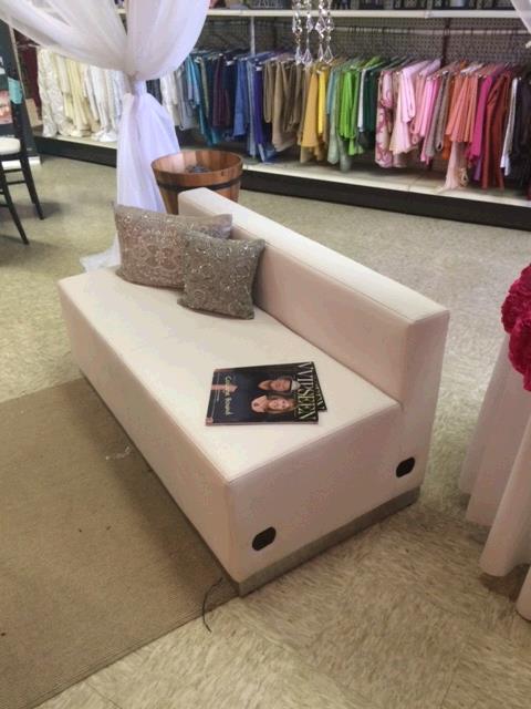 Rental store for LOVESEAT,  WHITE  LEATHER   STRAIGHT in Kingsport TN