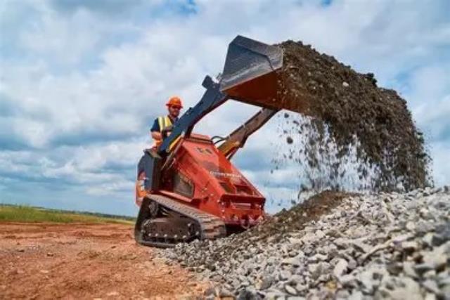 Where to find SK 1750 DITCH WITCH MINI SKID LOADER in Kingsport